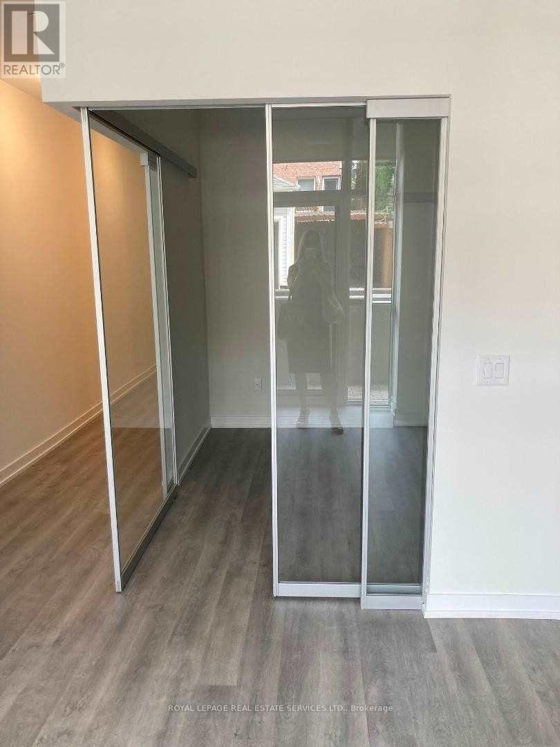 106 - 2300 St Clair Avenue W, Toronto, Ontario  M6N 1K8 - Photo 13 - W12494392