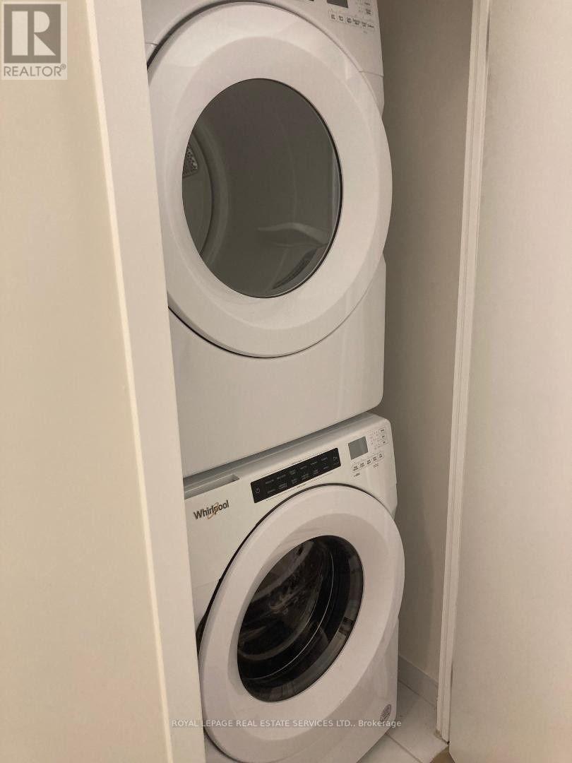 106 - 2300 St Clair Avenue W, Toronto, Ontario  M6N 1K8 - Photo 18 - W12494392