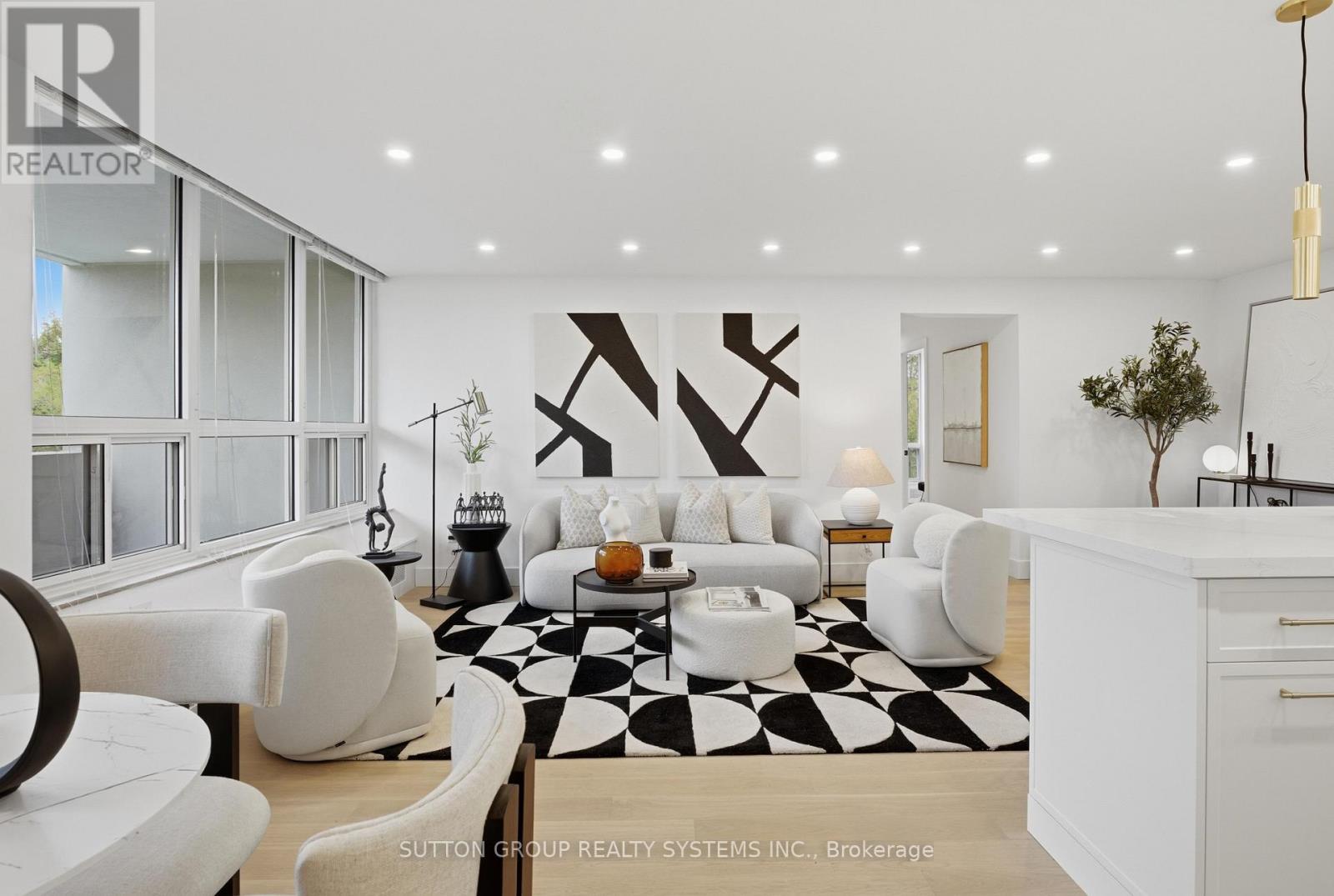 904 - 65 Southport Street, Toronto, Ontario  M6S 3N6 - Photo 12 - W12494422