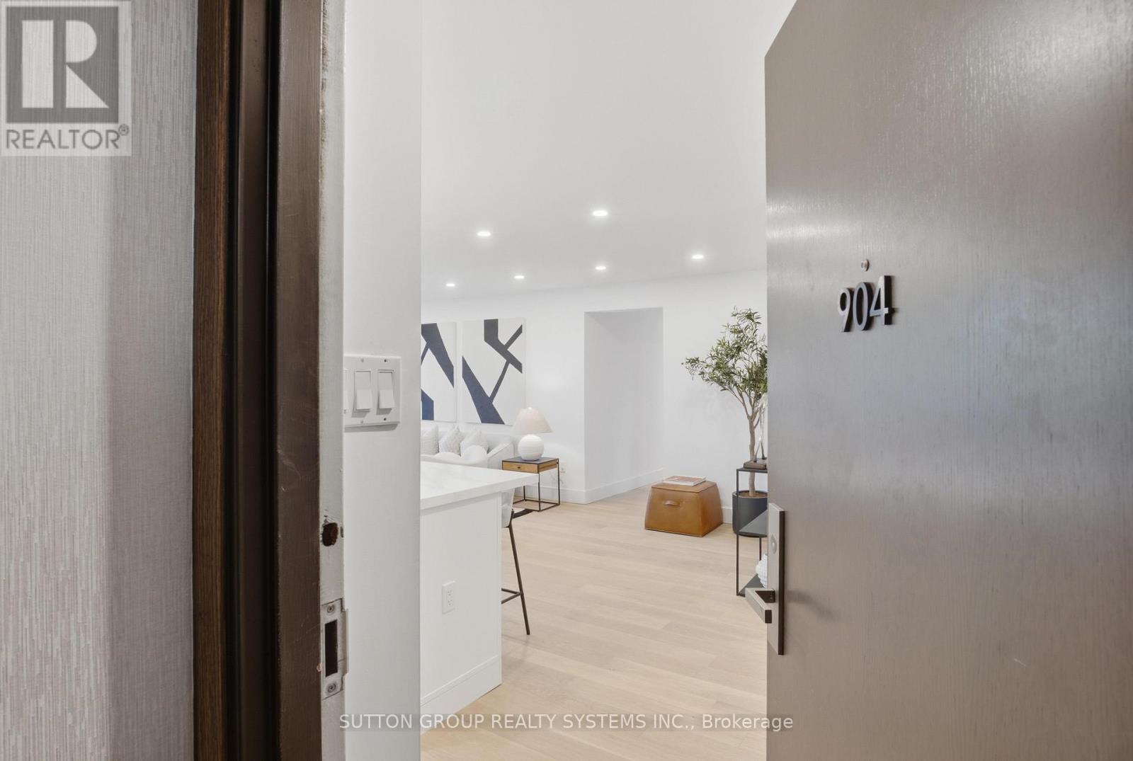 904 - 65 Southport Street, Toronto, Ontario  M6S 3N6 - Photo 3 - W12494422