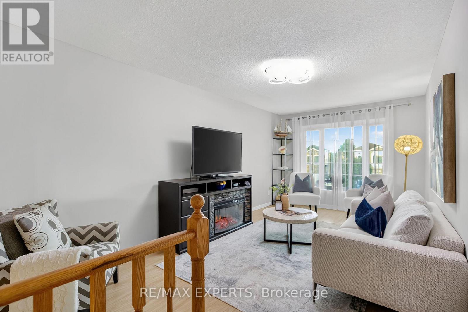 1382 Hazel Mccleary Drive, Oakville, Ontario  L6J 7B1 - Photo 16 - W12494430