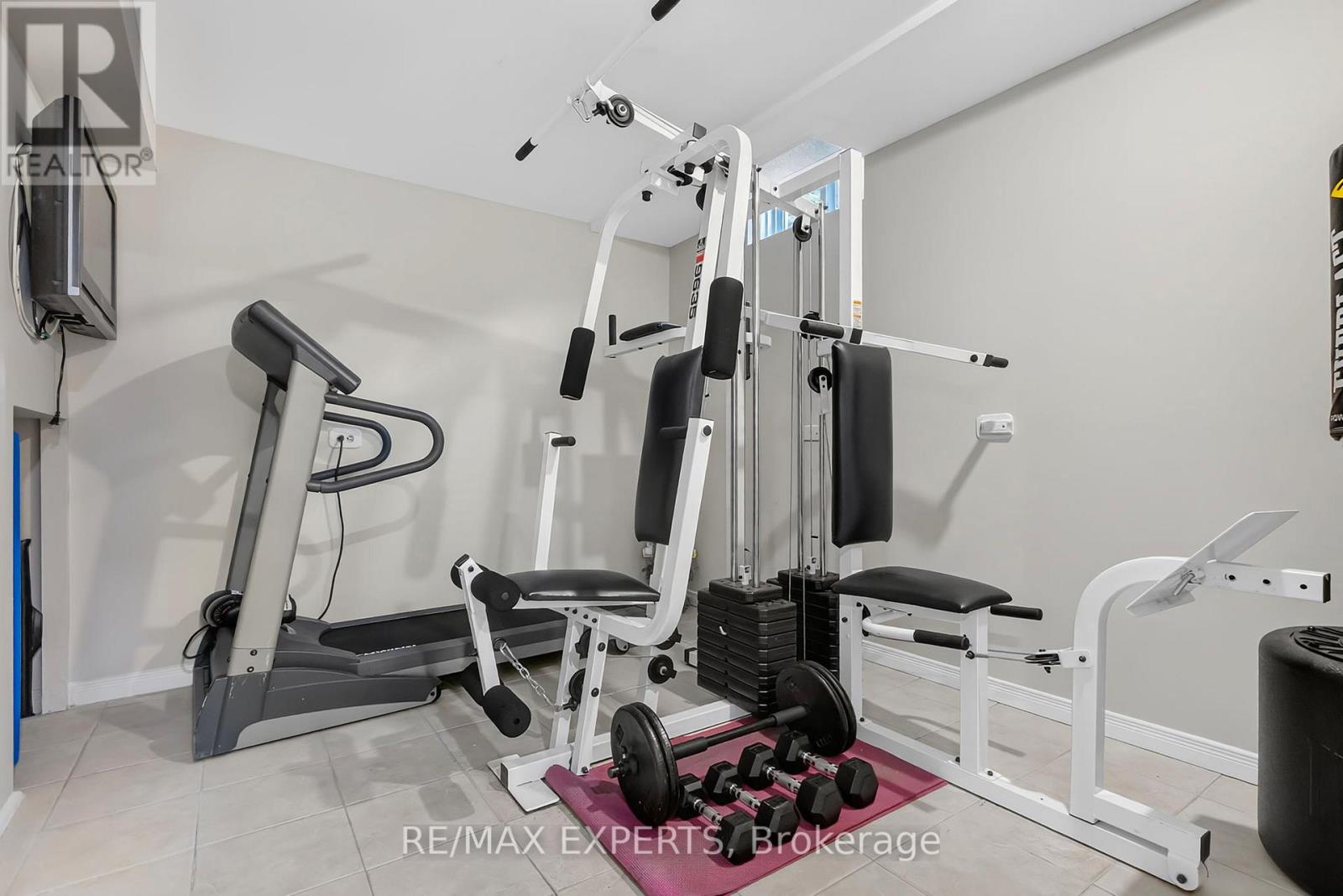 1382 Hazel Mccleary Drive, Oakville, Ontario  L6J 7B1 - Photo 29 - W12494430