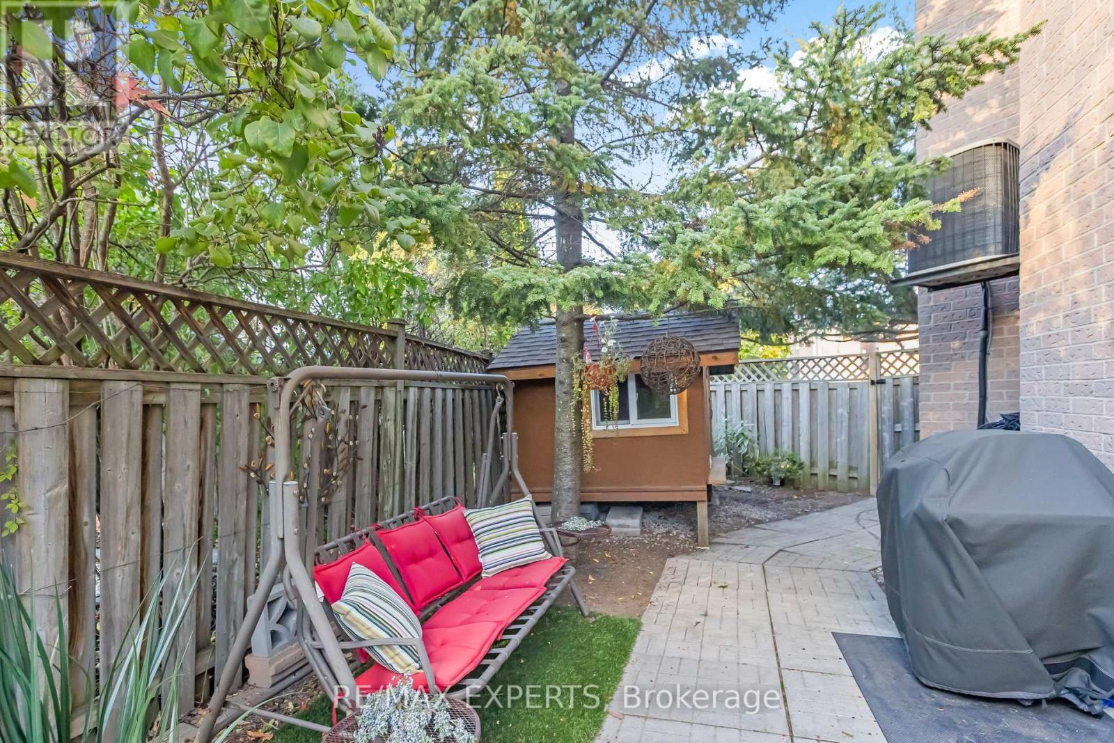 1382 Hazel Mccleary Drive, Oakville, Ontario  L6J 7B1 - Photo 36 - W12494430