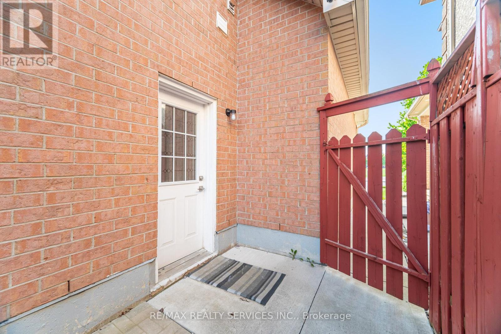 67 El Camino Way, Brampton, Ontario  L7A 3B1 - Photo 42 - W12494450