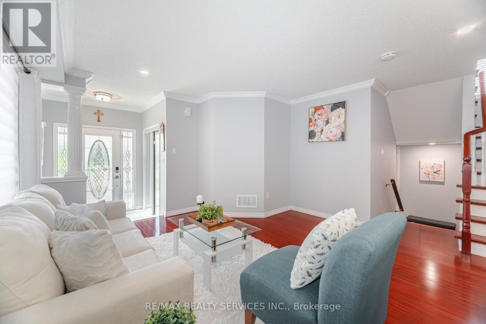 67 El Camino Way, Brampton, Ontario  L7A 3B1 - Photo 6 - W12494450