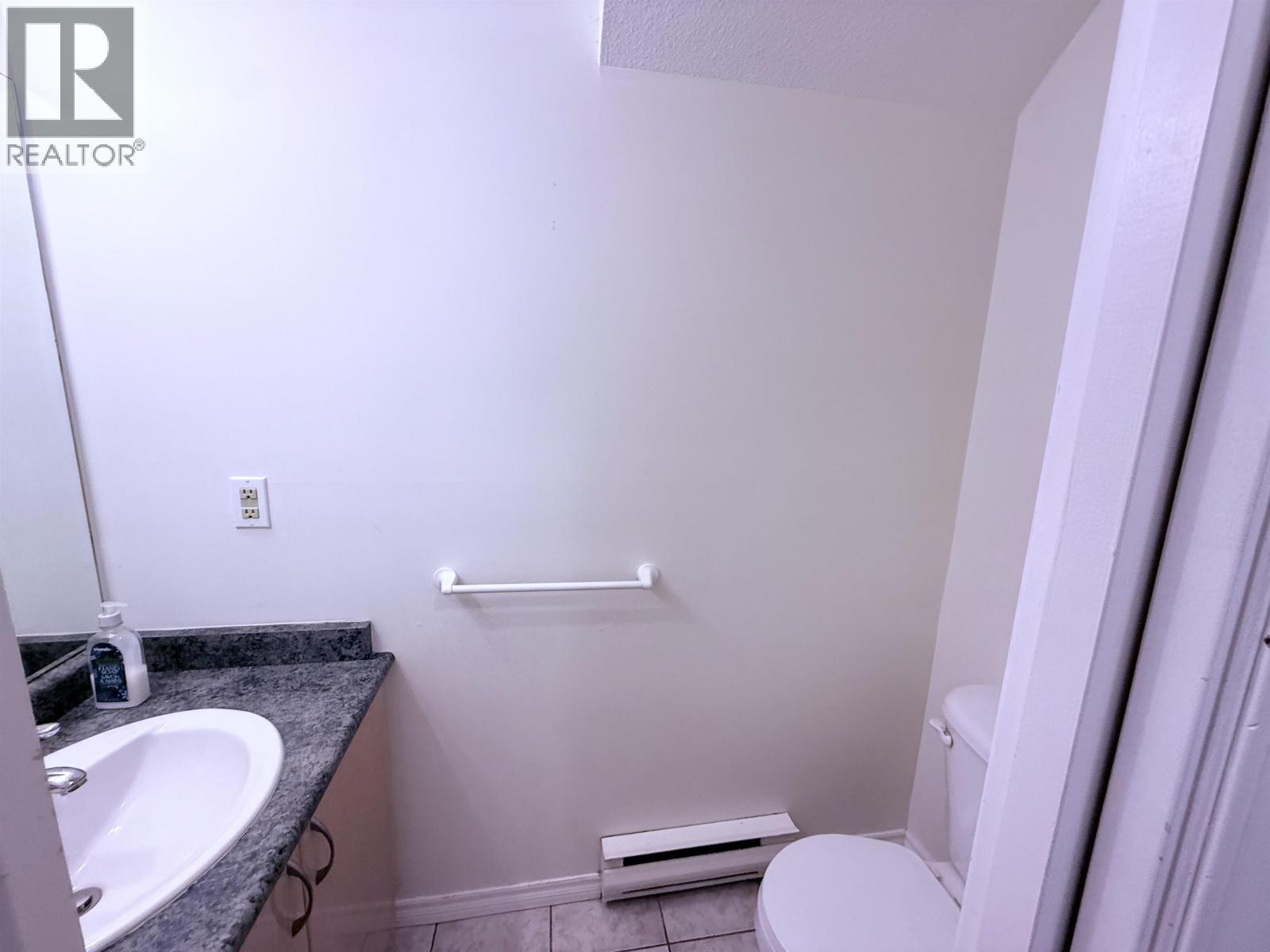 5 7171 Blundell Road, Richmond, British Columbia  V6Y 1J5 - Photo 6 - R3060191