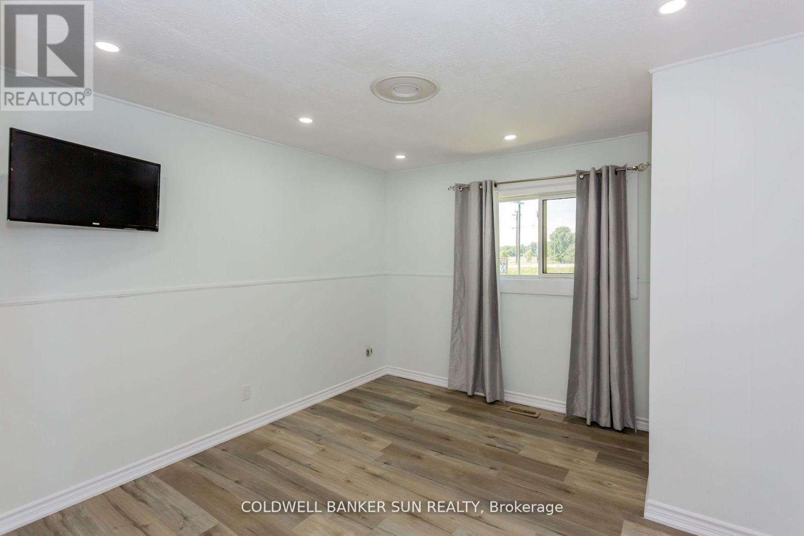 686078 Oxford Rd 2 Road, Woodstock, Ontario  N4S 7V9 - Photo 22 - X12494452