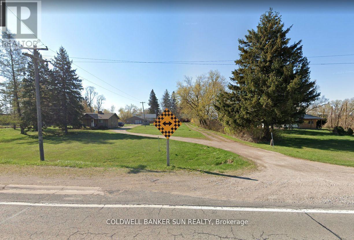 686078 Oxford Rd 2 Road, Woodstock, Ontario  N4S 7V9 - Photo 32 - X12494452