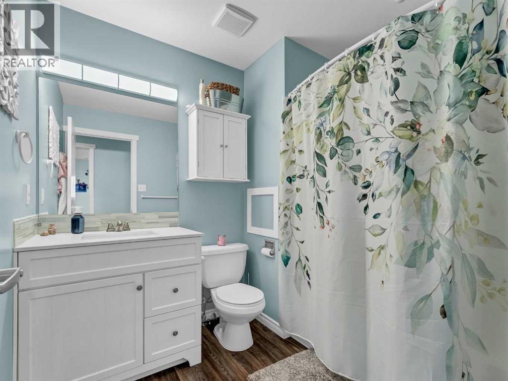 16 Storrs Crescent Se, Medicine Hat, Alberta  T1B 1J4 - Photo 20 - A2256864