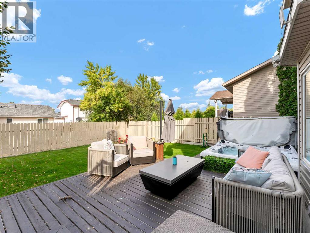 16 Storrs Crescent Se, Medicine Hat, Alberta  T1B 1J4 - Photo 38 - A2256864