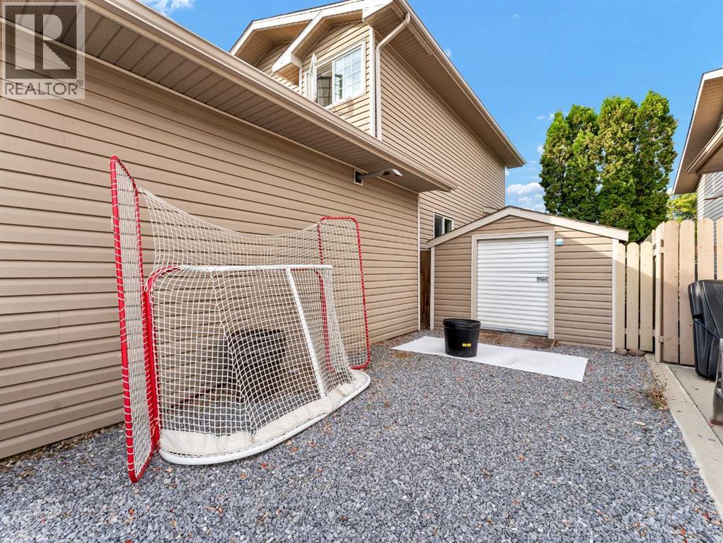 16 Storrs Crescent Se, Medicine Hat, Alberta  T1B 1J4 - Photo 48 - A2256864