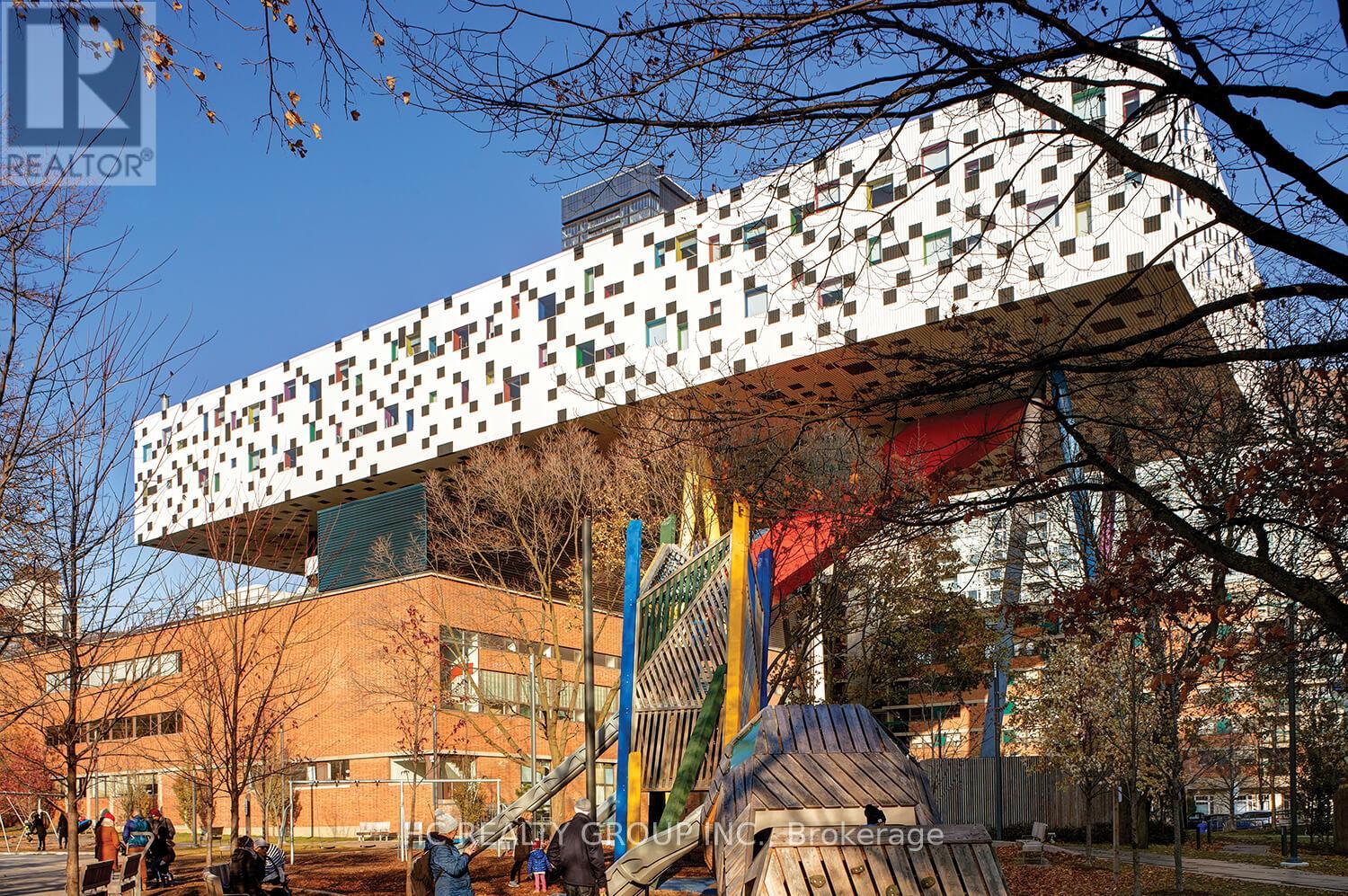 2005 - 280 Dundas Street W, Toronto, Ontario  M5T 0E3 - Photo 21 - C12494466