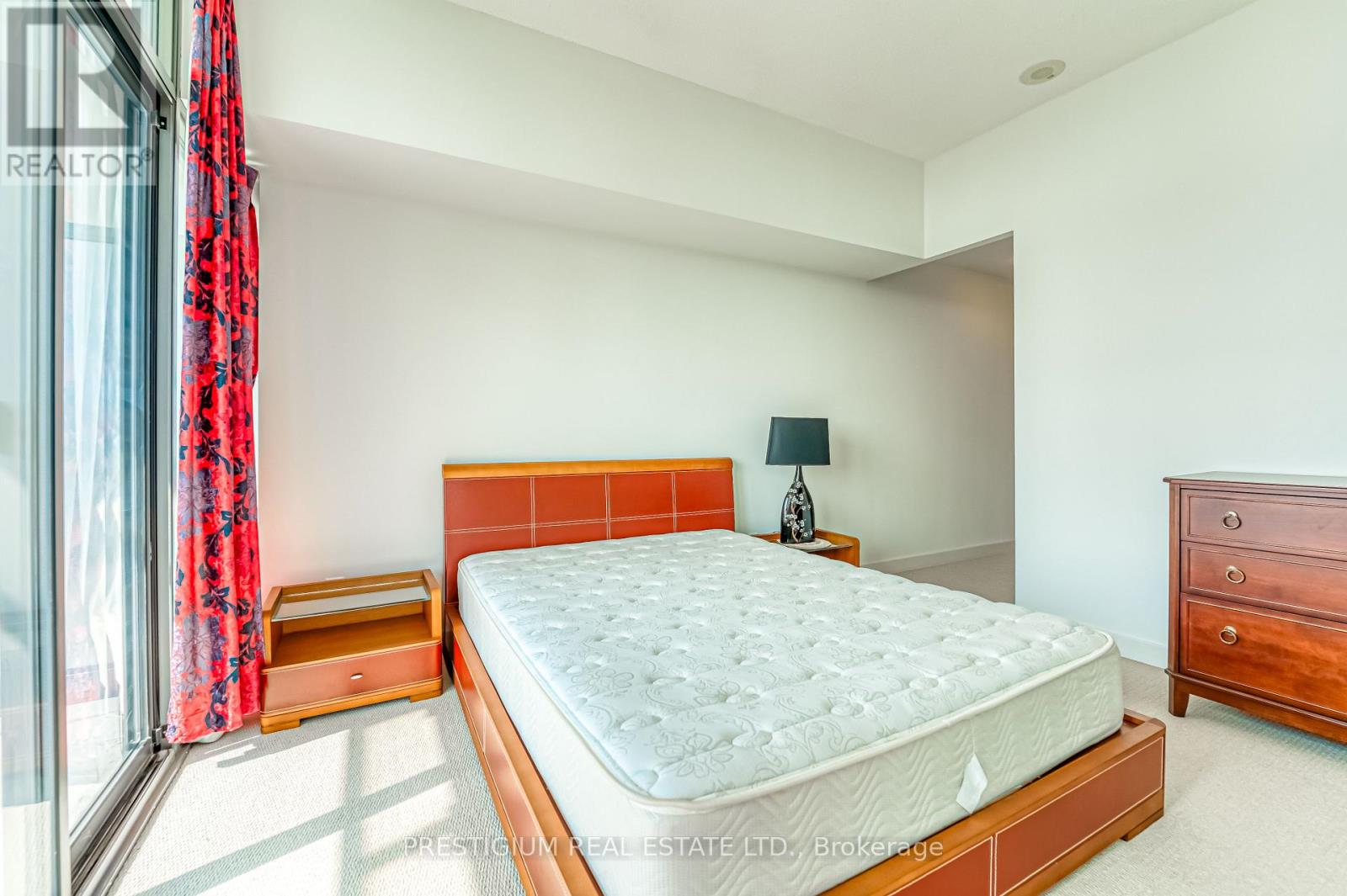 3704 - 33 Charles Street E, Toronto, Ontario  M4Y 0A2 - Photo 16 - C12494484