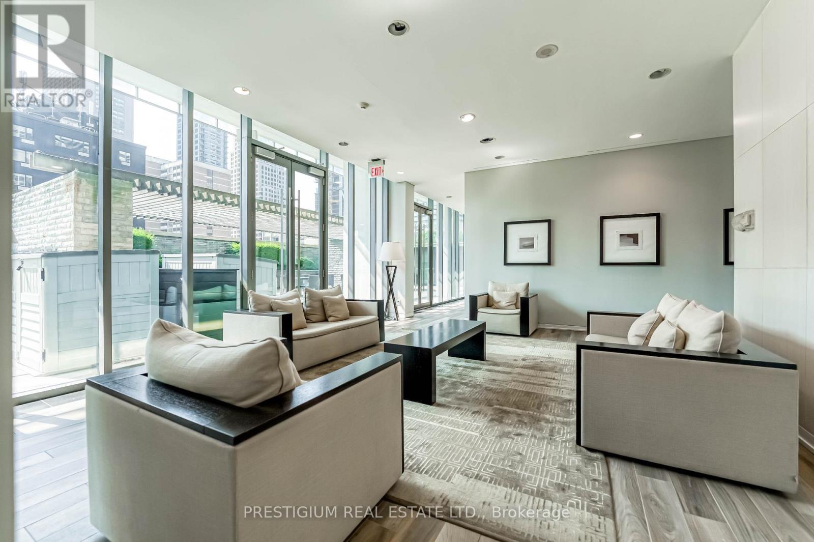 3704 - 33 Charles Street E, Toronto, Ontario  M4Y 0A2 - Photo 24 - C12494484