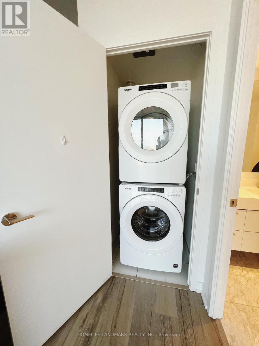 4710 - 1 Yorkville Avenue, Toronto, Ontario  M4W 1L1 - Photo 6 - C12494496