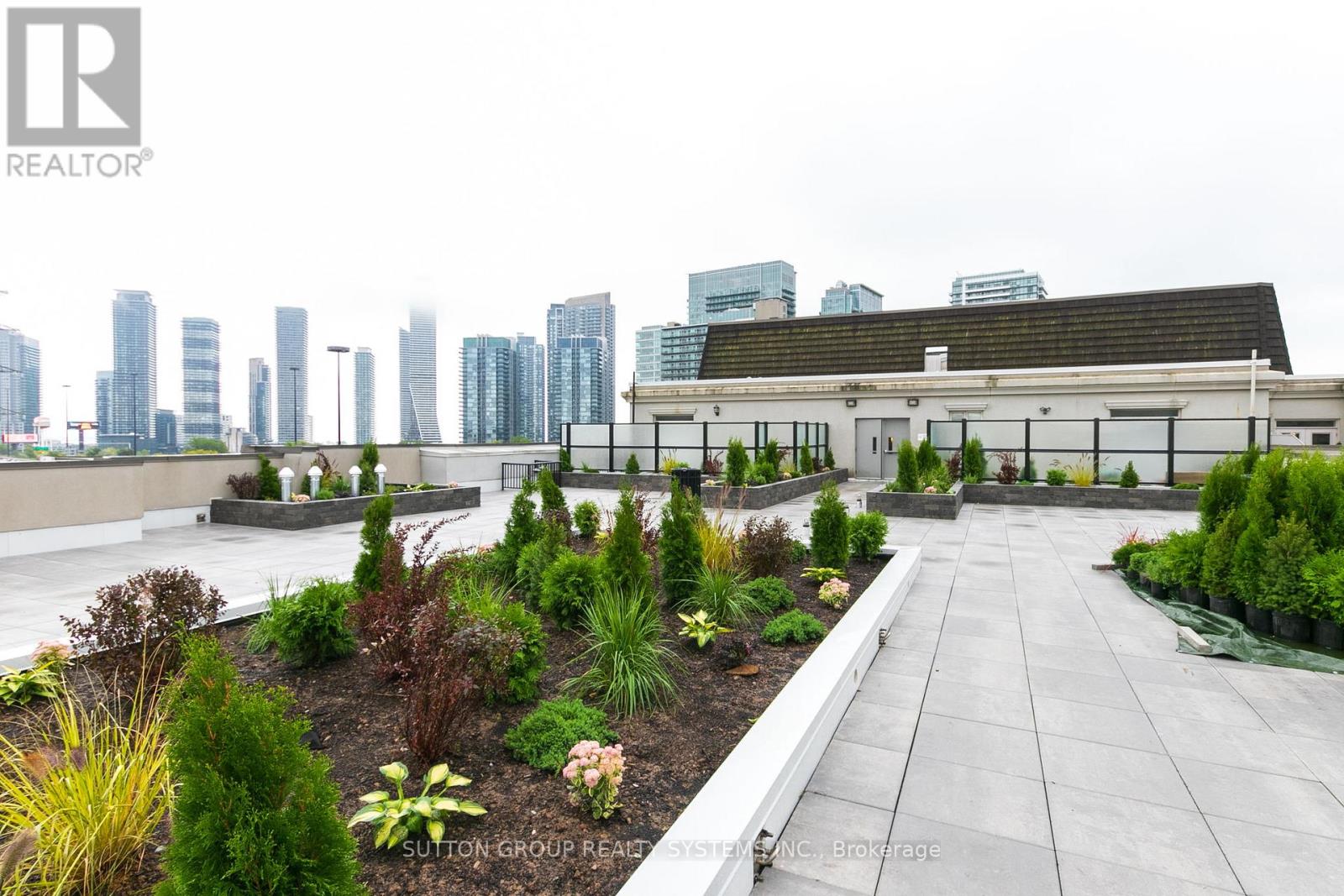 303 - 245 Dalesford Road, Toronto, Ontario  M8Y 4H7 - Photo 31 - W12494470