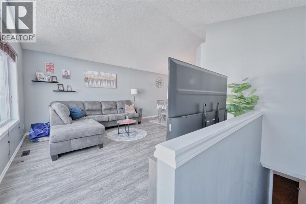 101 Prestwick Rise Se, Calgary, Alberta  T2Z 4A6 - Photo 10 - A2255438