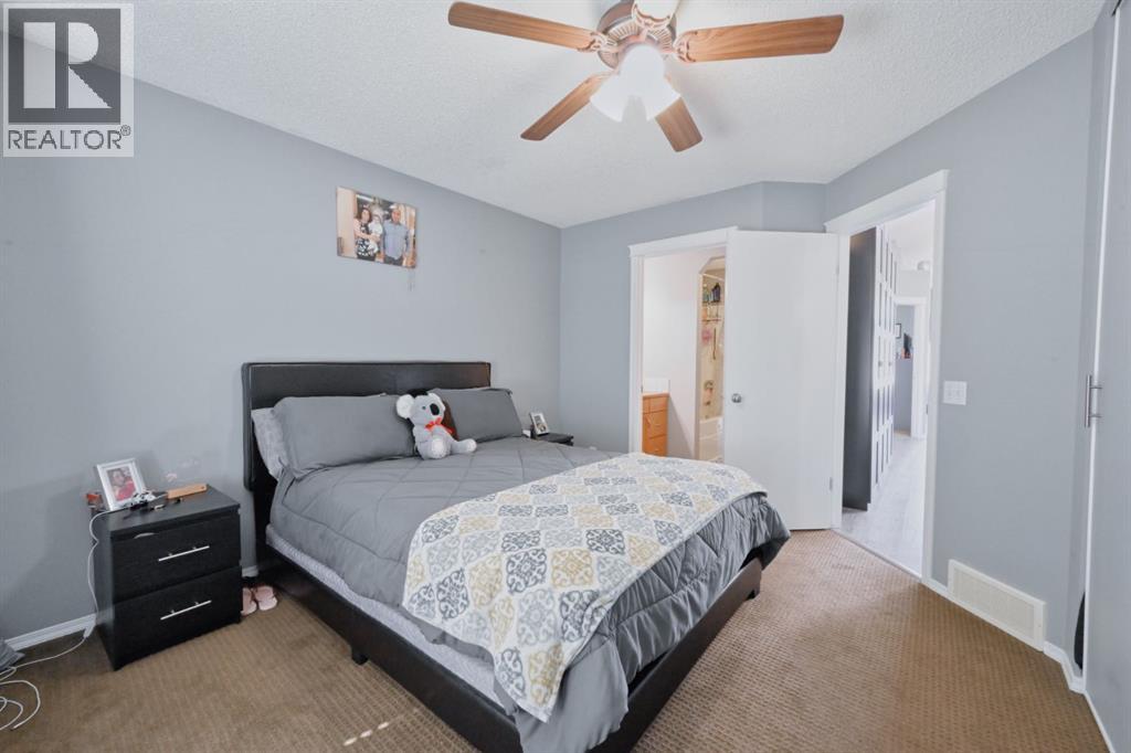 101 Prestwick Rise Se, Calgary, Alberta  T2Z 4A6 - Photo 12 - A2255438