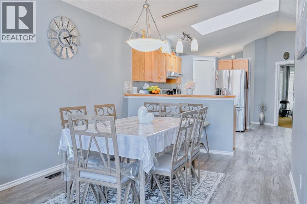 101 Prestwick Rise Se, Calgary, Alberta  T2Z 4A6 - Photo 8 - A2255438