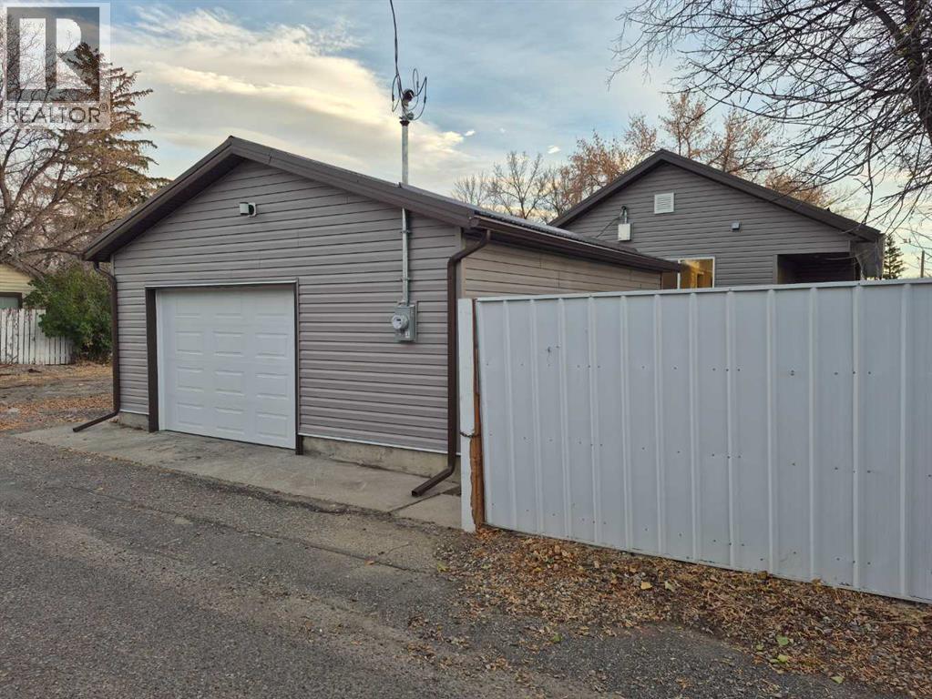 1605 3 Avenue N, Lethbridge, Alberta  t1h 0j7 - Photo 27 - A2266926