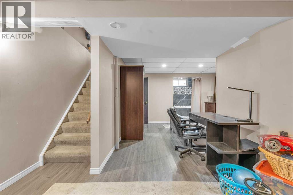 232 Abadan Place Ne, Calgary, Alberta  T2A 6S9 - Photo 29 - A2265346