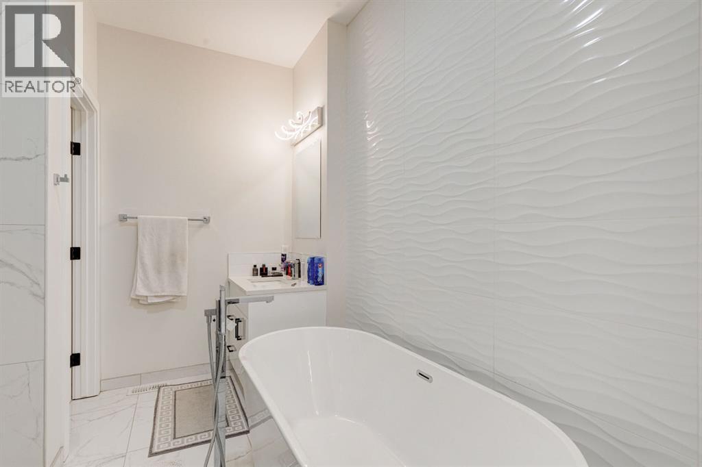 2018 40 Street Se, Calgary, Alberta  T2B 1B7 - Photo 17 - A2251143