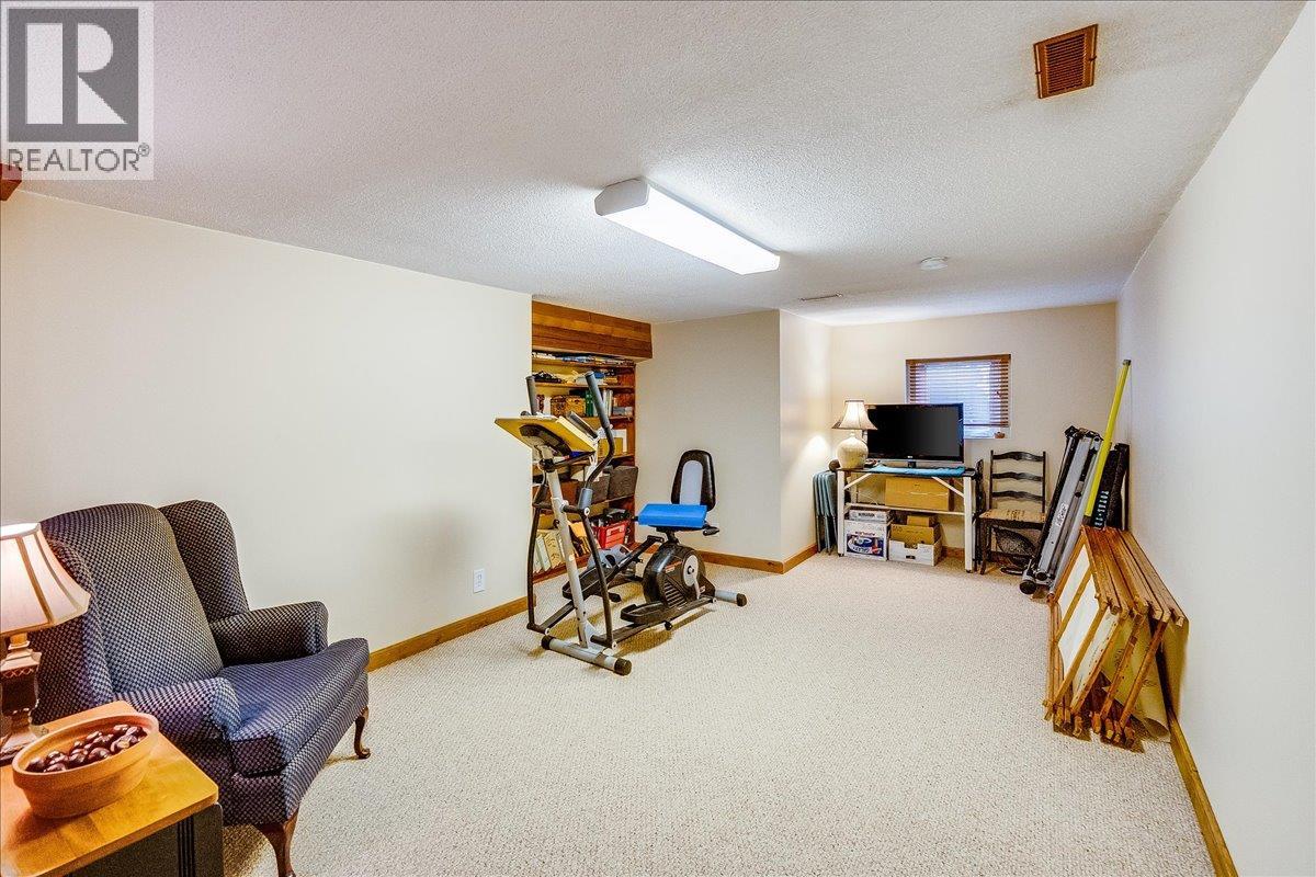 1486 Esling Drive, Rossland, British Columbia  V0G 1Y0 - Photo 44 - 10366961
