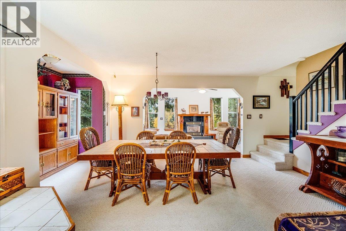 1486 Esling Drive, Rossland, British Columbia  V0G 1Y0 - Photo 13 - 10366961