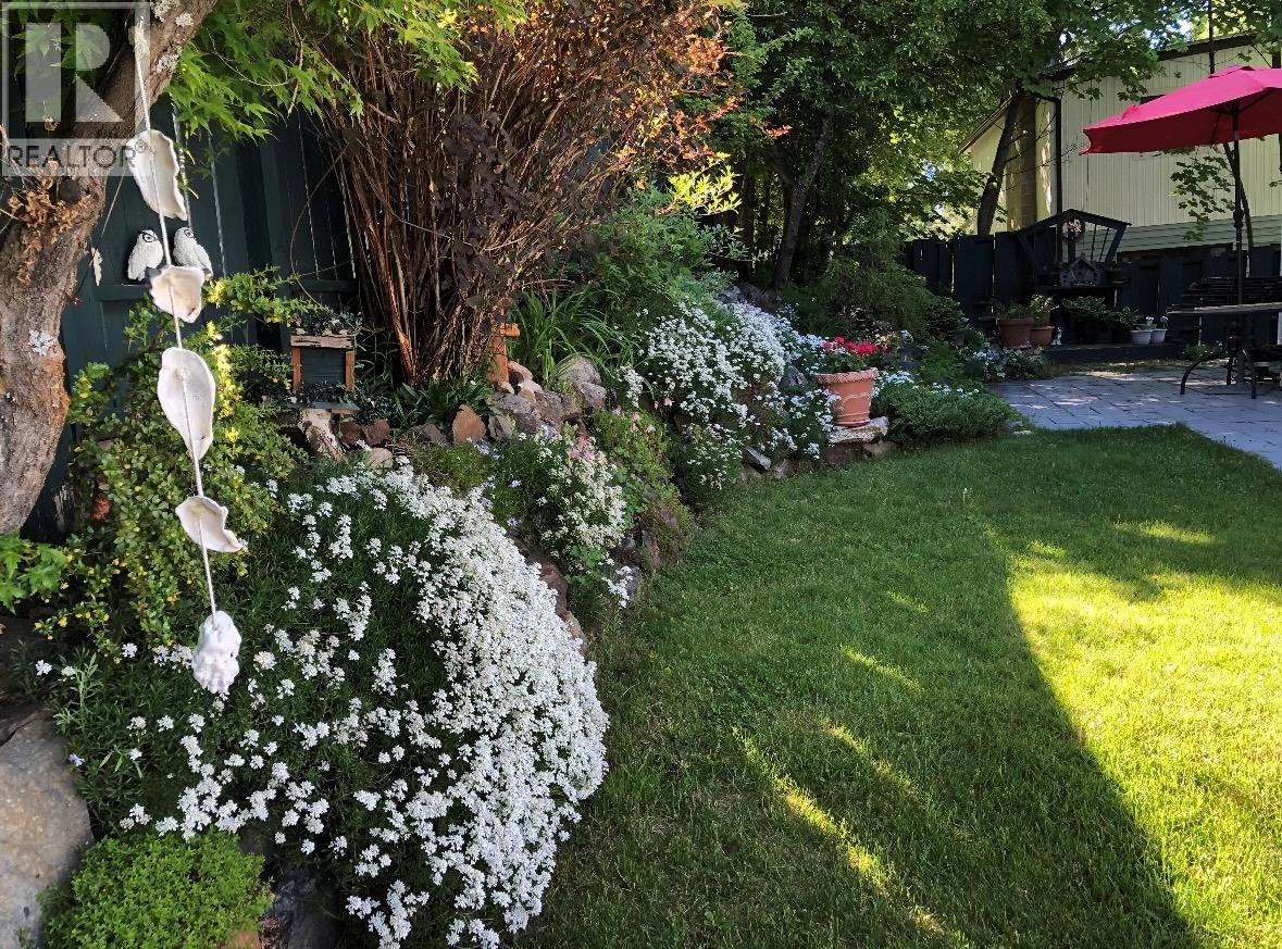 1486 Esling Drive, Rossland, British Columbia  V0G 1Y0 - Photo 78 - 10366961