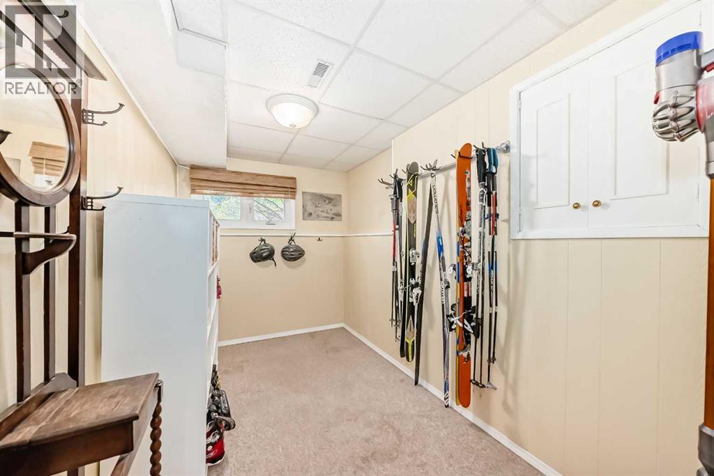 91 Chisholm Crescent Nw, Calgary, Alberta  T2L 0Y9 - Photo 27 - A2264884