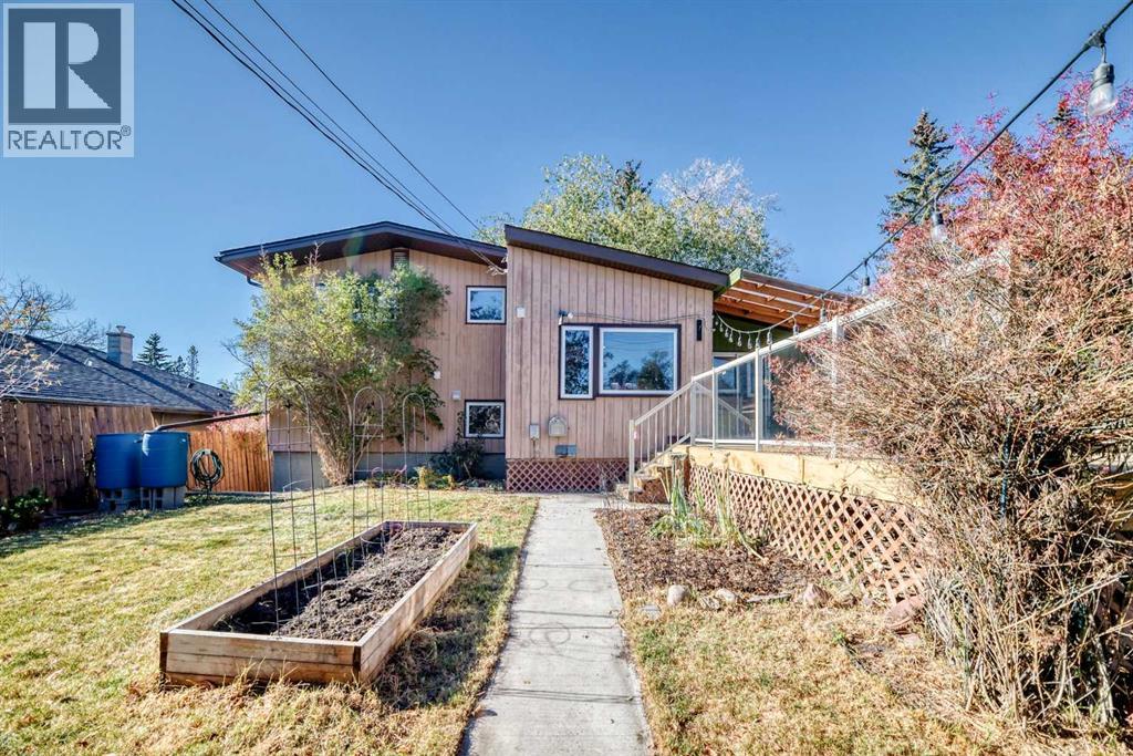 91 Chisholm Crescent Nw, Calgary, Alberta  T2L 0Y9 - Photo 37 - A2264884