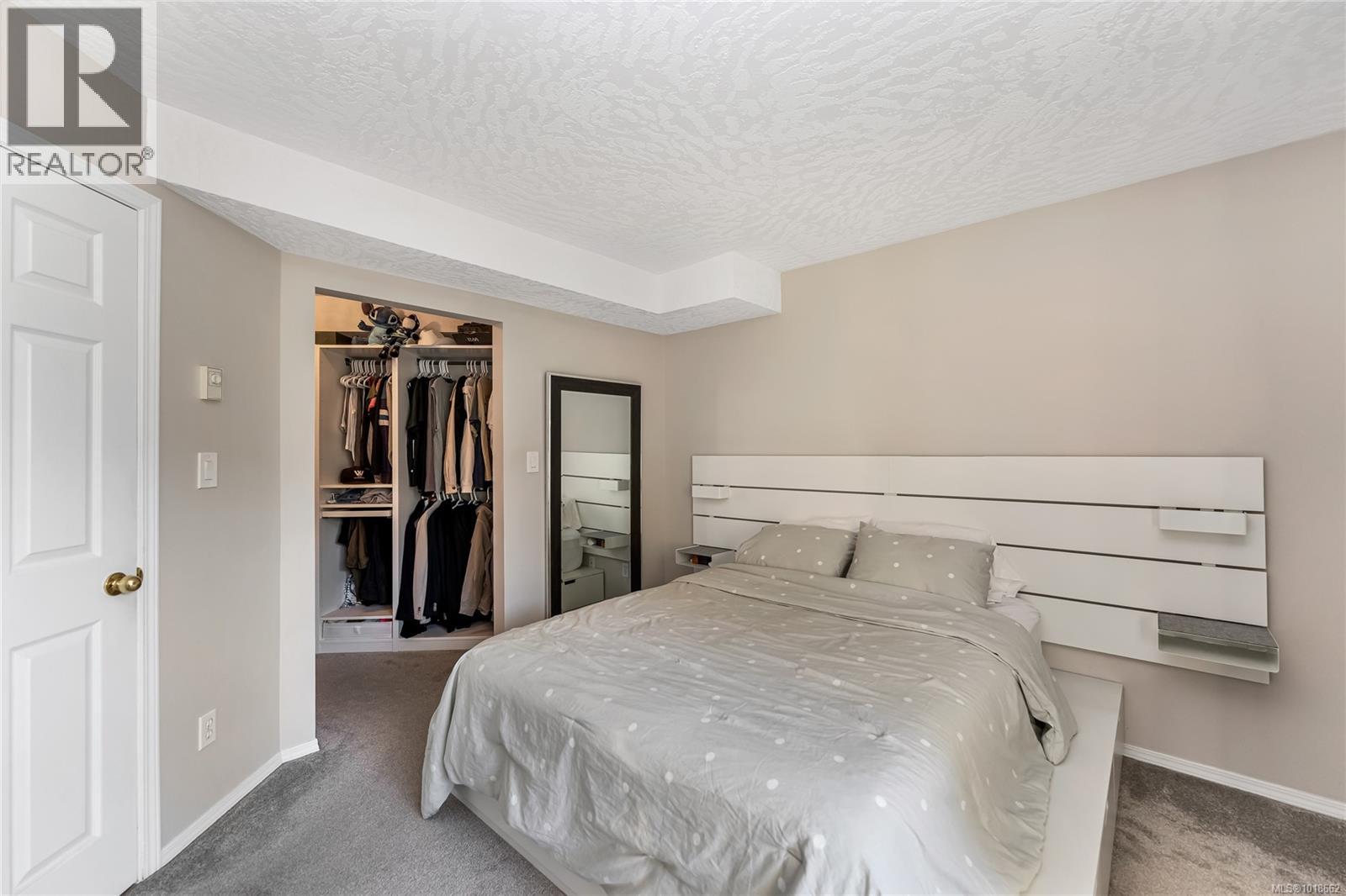 111 3010 Washington Ave, Victoria, British Columbia  V9A 1P6 - Photo 15 - 1018662