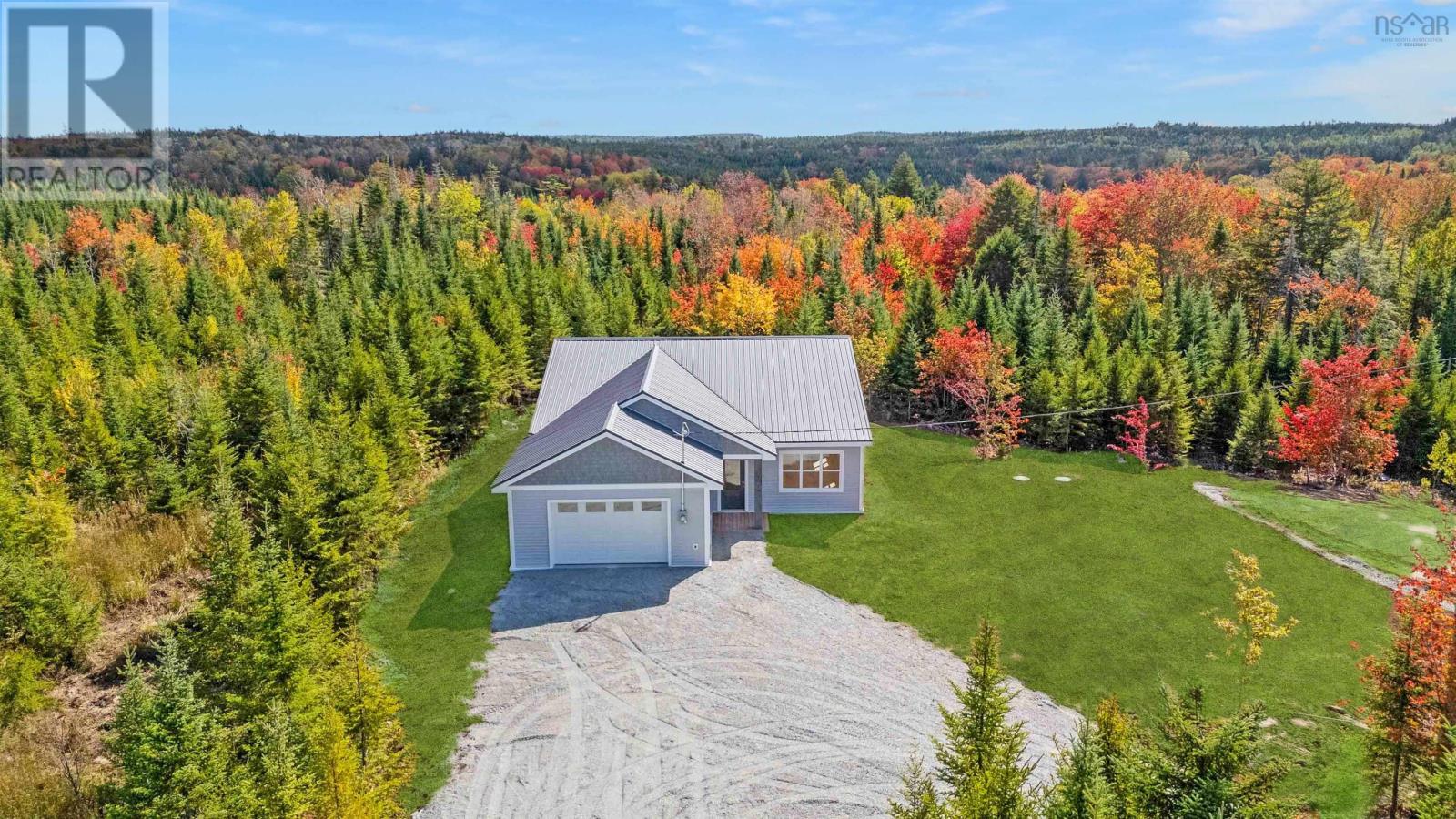 60 Avery Lane, Mount Uniacke, Nova Scotia  B0N 1Z0 - Photo 2 - 202524444