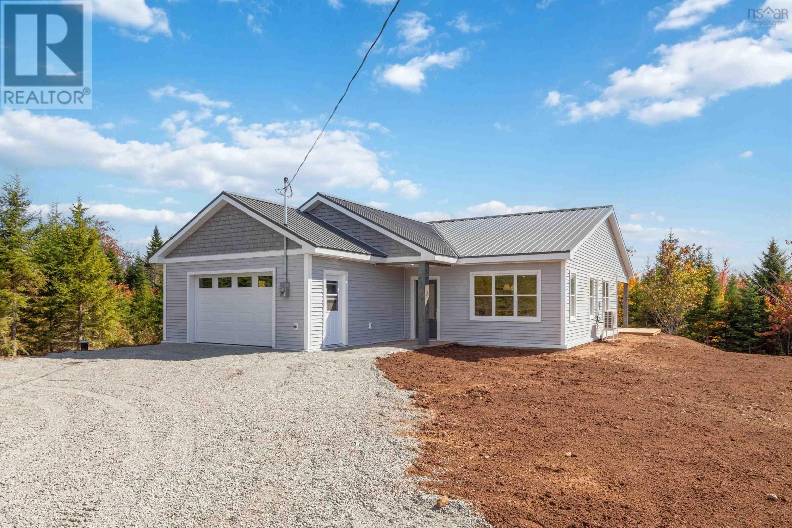 60 Avery Lane, Mount Uniacke, Nova Scotia  B0N 1Z0 - Photo 3 - 202524444