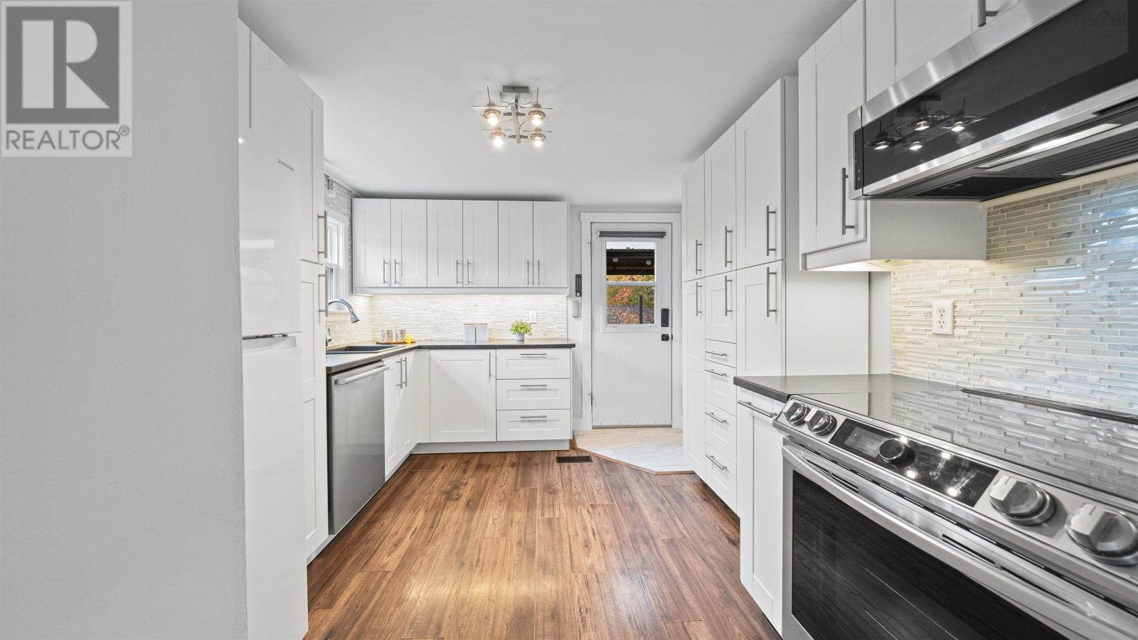 23 Mill Road, Mount Uniacke, Nova Scotia  B0N 1Z0 - Photo 13 - 202526346