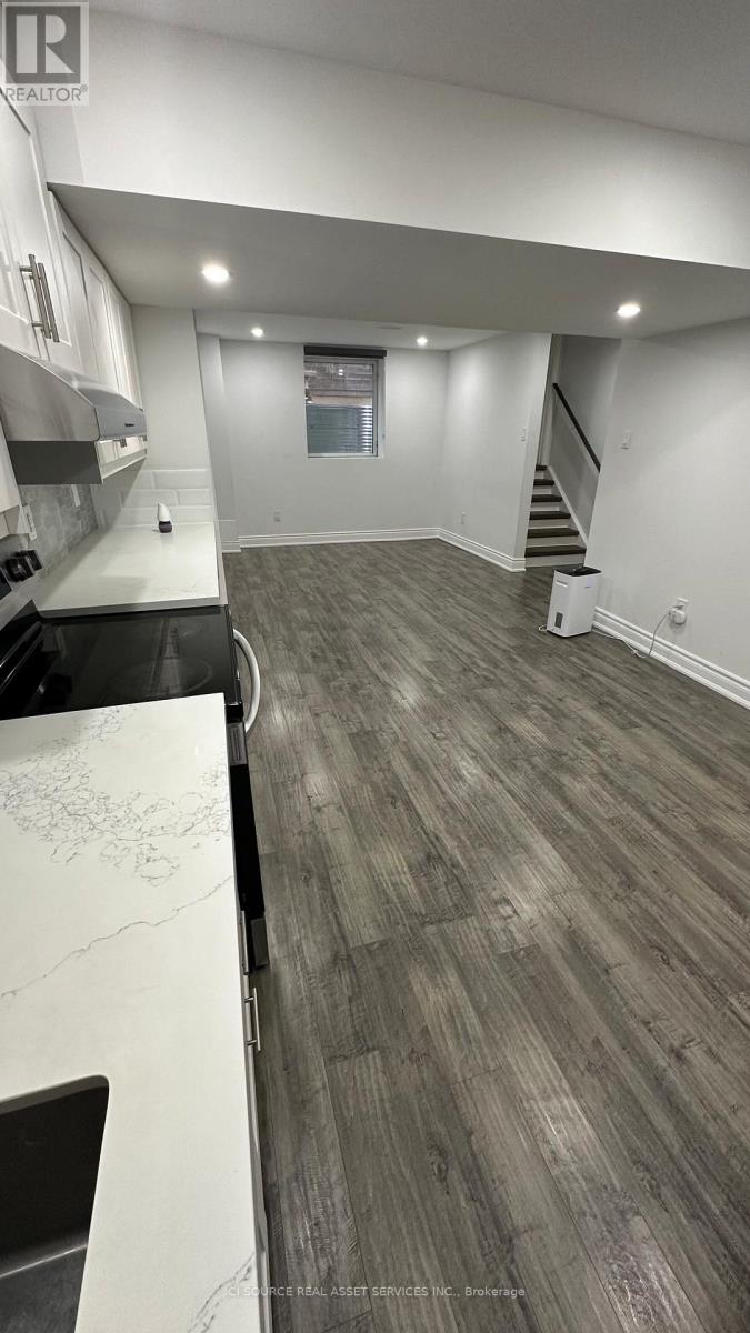 Basement - 195 Lionhead Golf Club Road, Brampton, Ontario  L6Y 6C1 - Photo 5 - W12491370