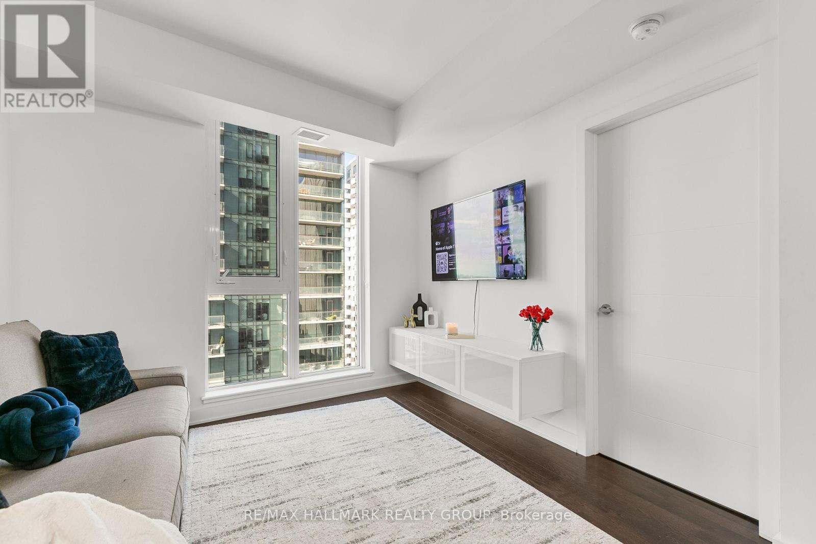 1510 - 179 Metcalfe Street, Ottawa, Ontario  K2P 1P7 - Photo 7 - X12436195