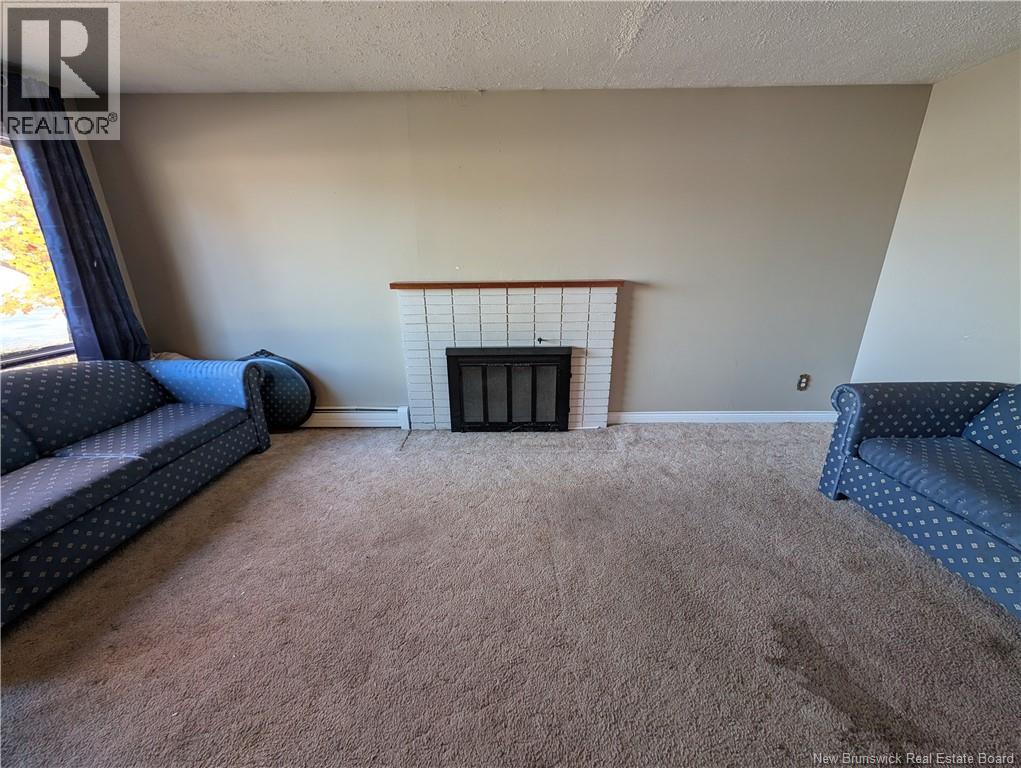 1105 Smith, Bathurst, New Brunswick  E2A 3V3 - Photo 13 - NB129414