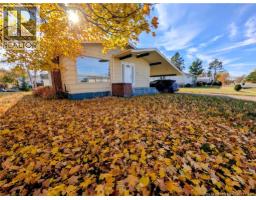 1105 Smith, bathurst, New Brunswick