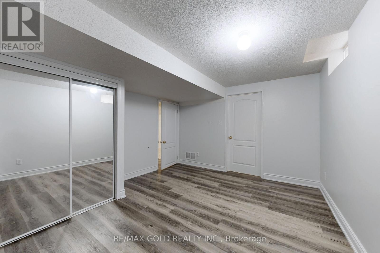 18 Thimbleberry Street, Brampton, Ontario  L7A 3L3 - Photo 42 - W12447239