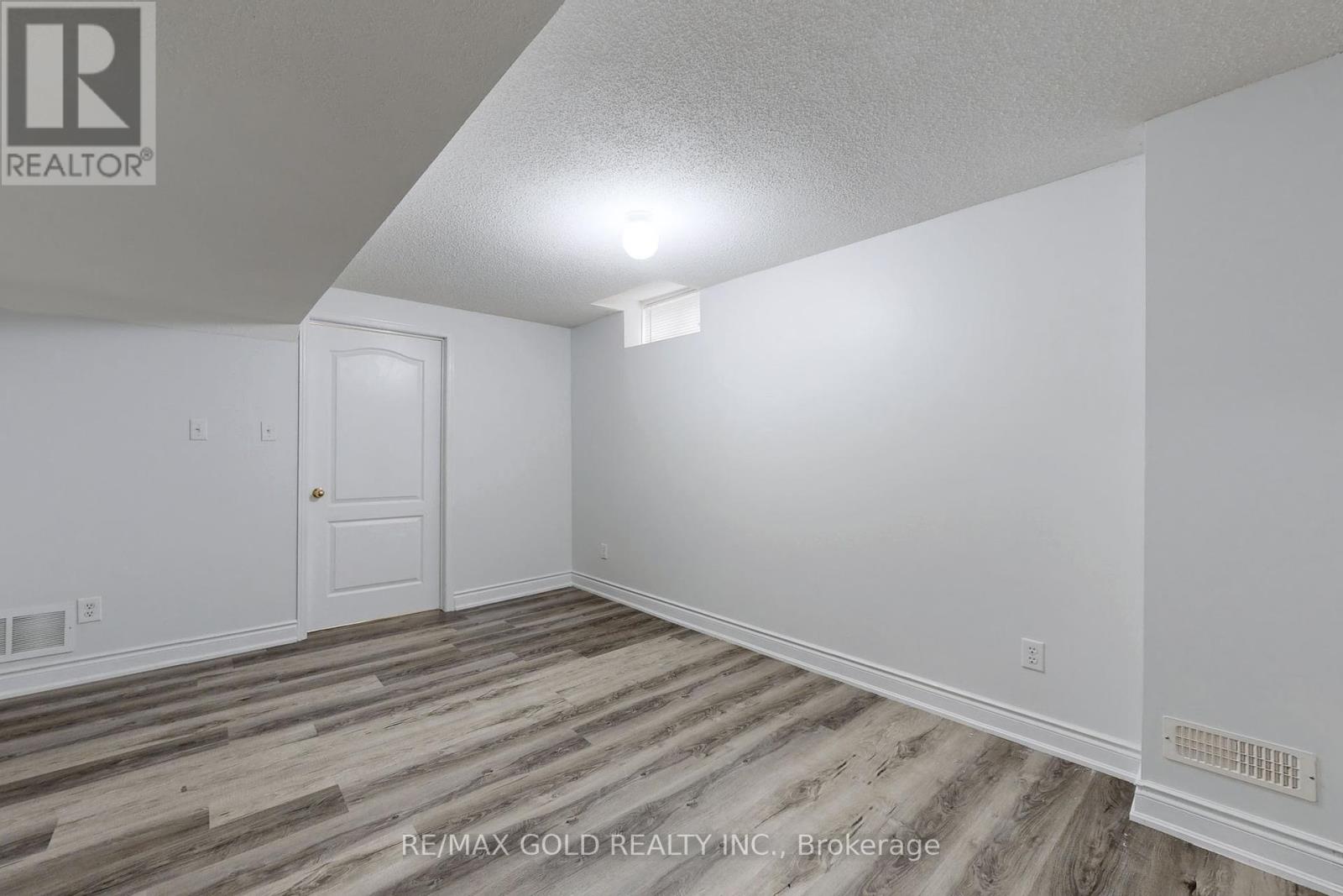 18 Thimbleberry Street, Brampton, Ontario  L7A 3L3 - Photo 41 - W12447239