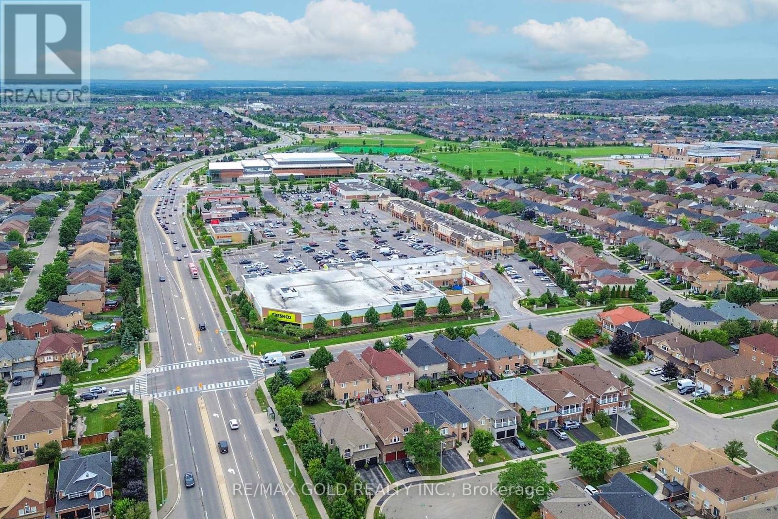 18 Thimbleberry Street, Brampton, Ontario  L7A 3L3 - Photo 6 - W12447239