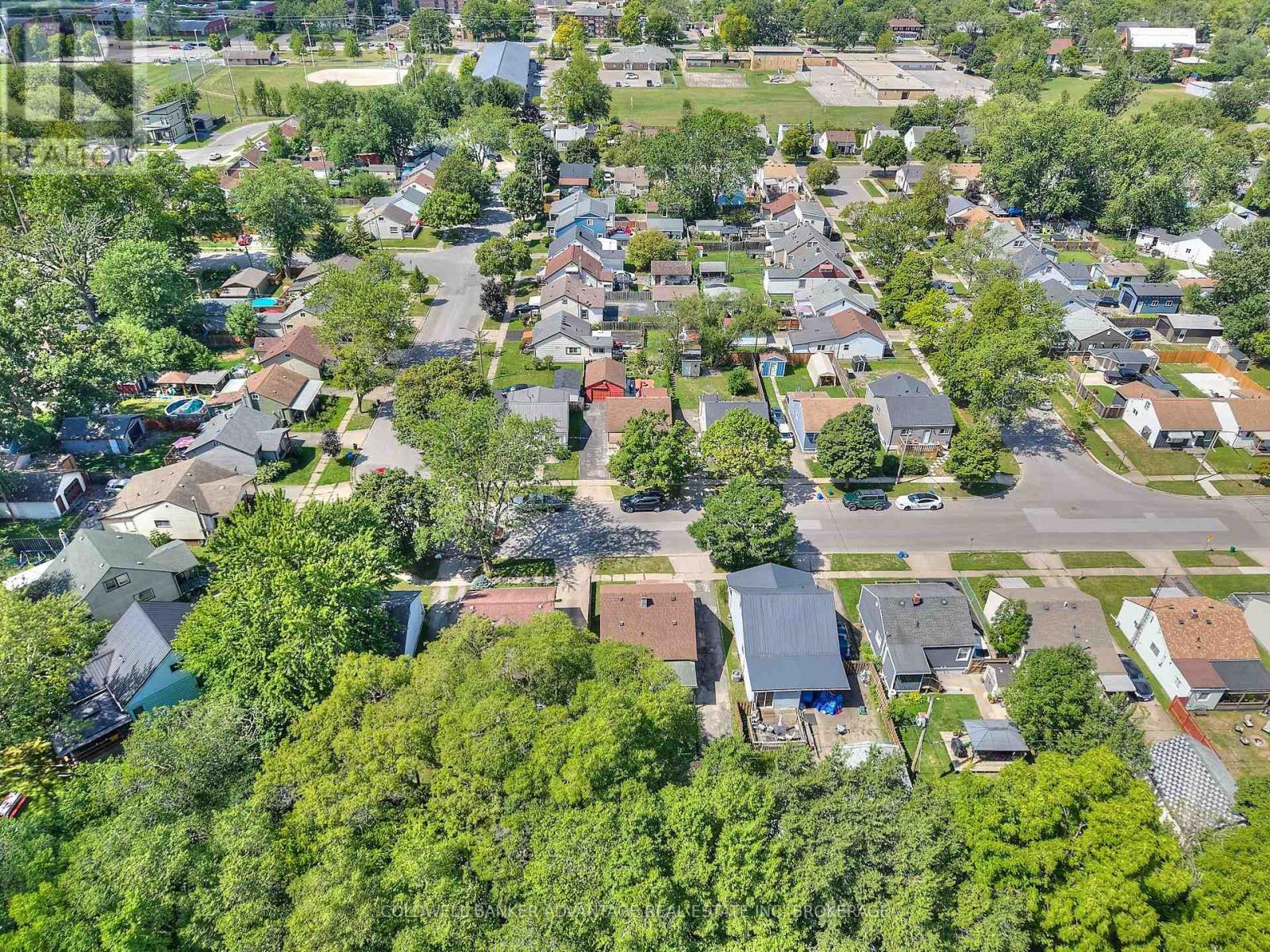 144 Dunkirk Road, Welland, Ontario  L3B 2N6 - Photo 17 - X12459687