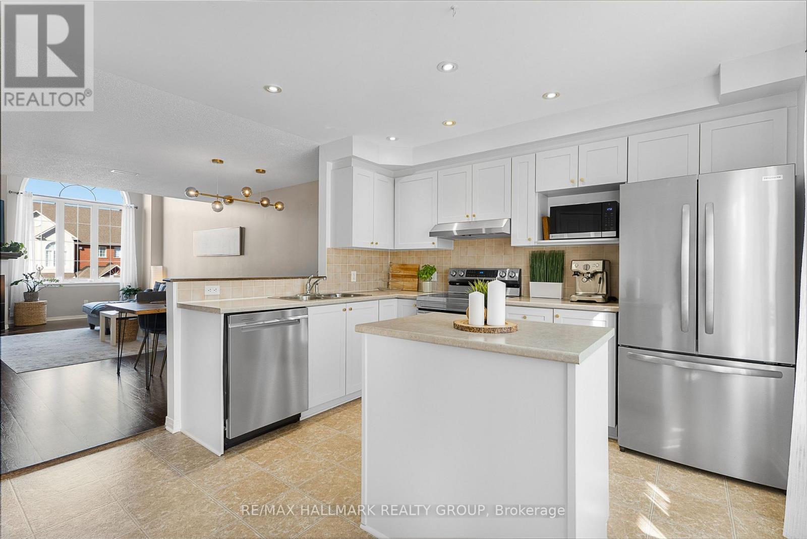 146 - 70 Edenvale Drive, Ottawa, Ontario  K2K 3N6 - Photo 12 - X12494560