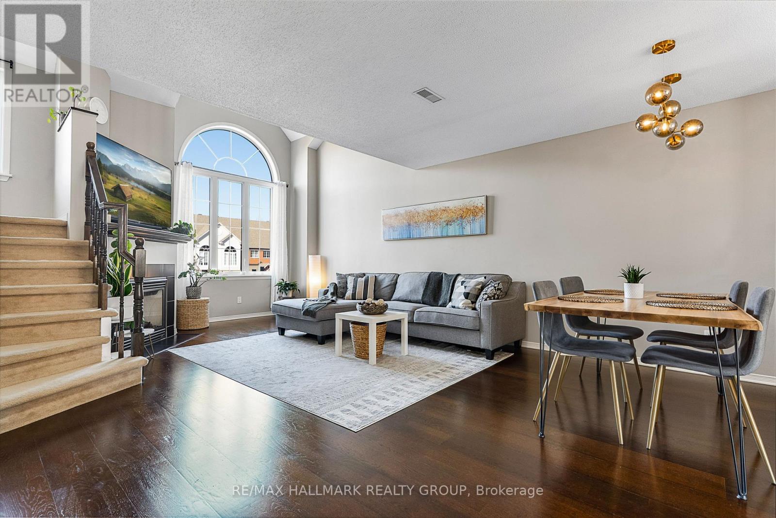 146 - 70 Edenvale Drive, Ottawa, Ontario  K2K 3N6 - Photo 3 - X12494560