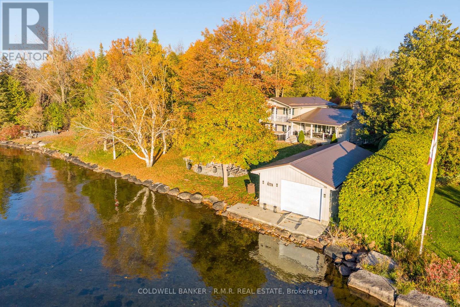 32 Iris Drive, Kawartha Lakes (Fenelon), Ontario  K0M 1G0 - Photo 1 - X12494586
