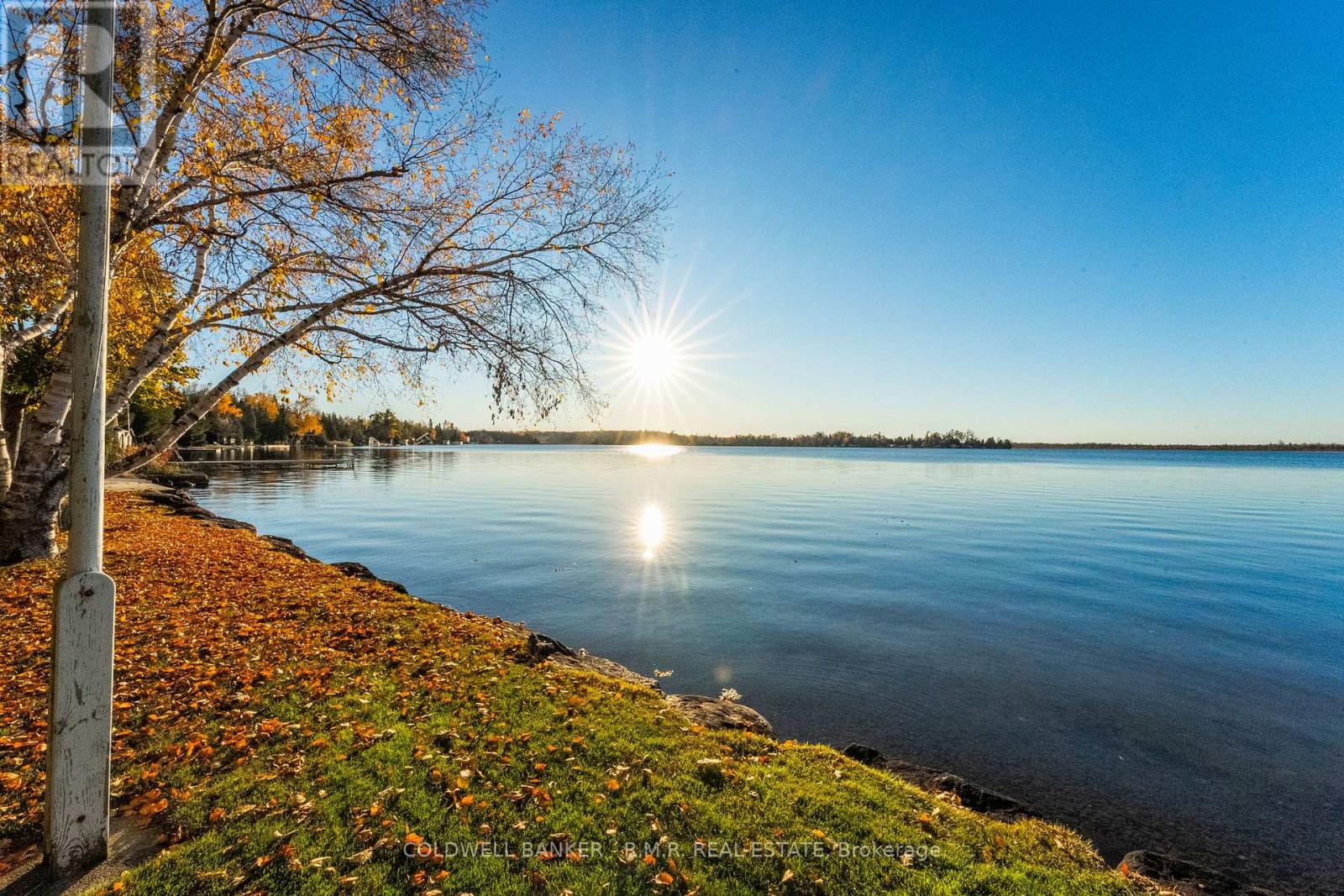 32 Iris Drive, Kawartha Lakes (Fenelon), Ontario  K0M 1G0 - Photo 38 - X12494586