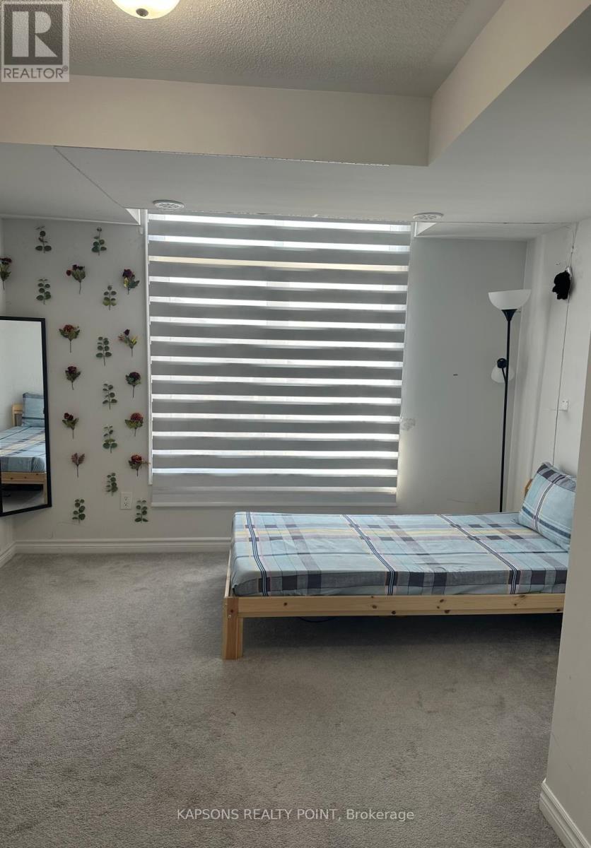 11 Gemma Place, Brampton, Ontario  L6Z 0J5 - Photo 14 - W12485916