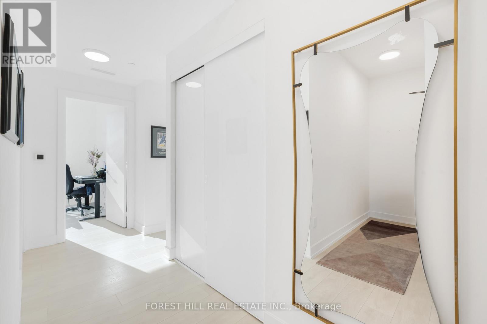 1910 - 35 Mercer Street, Toronto, Ontario  M5V 0V1 - Photo 10 - C12494504