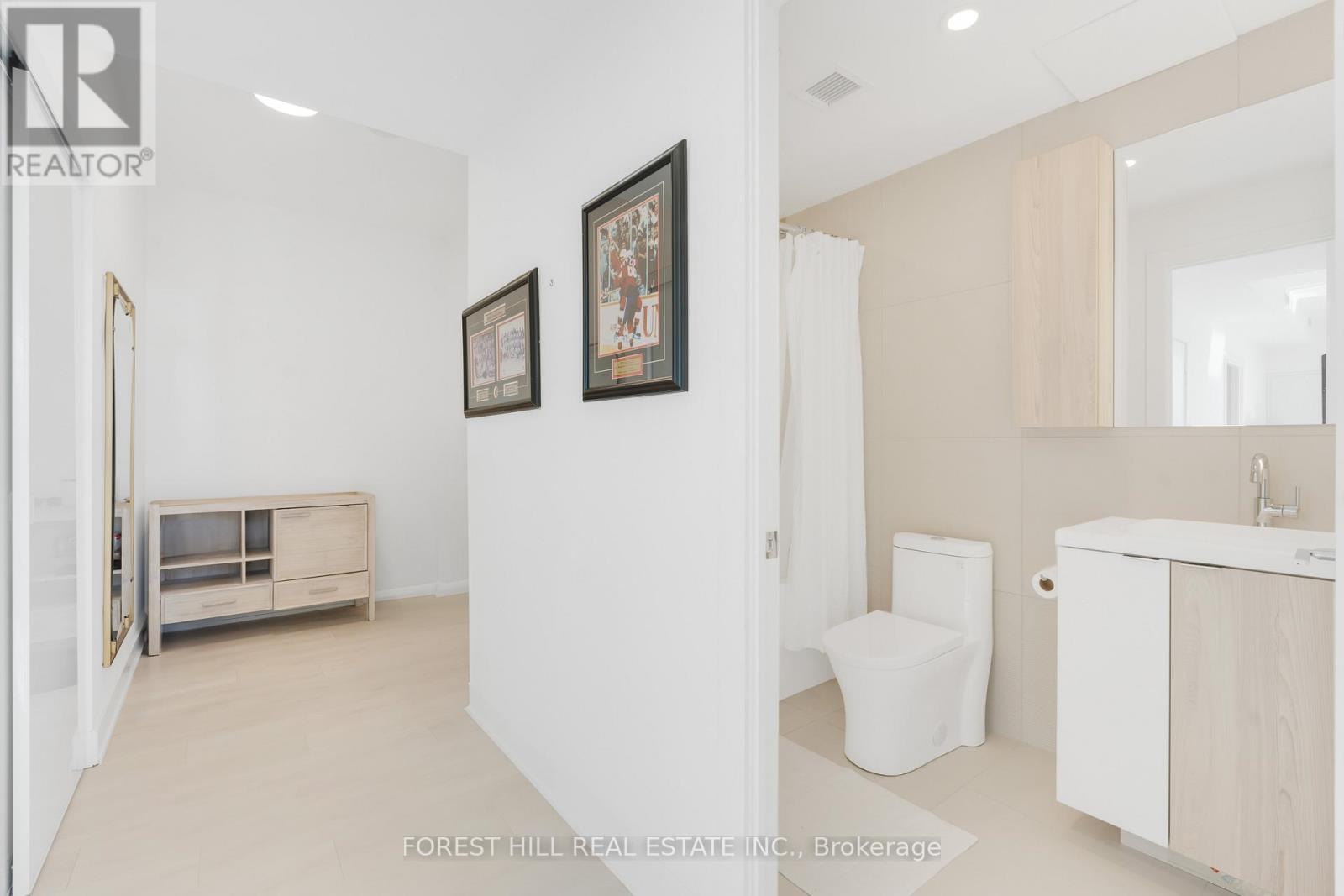 1910 - 35 Mercer Street, Toronto, Ontario  M5V 0V1 - Photo 12 - C12494504